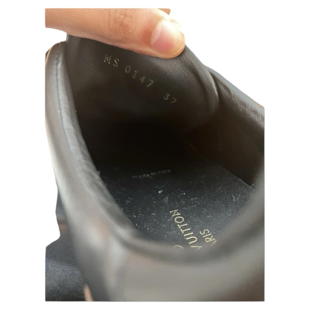Louis Vuitton Trainer - Picture 3 of 6